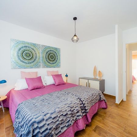 Apartamentos El Abuelo Торевьиа Экстерьер фото