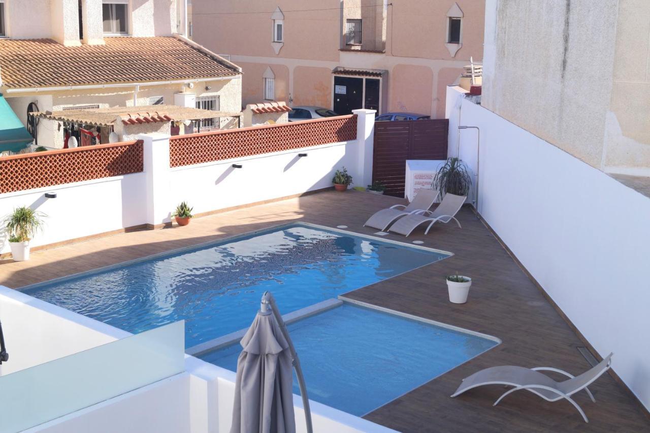 Apartamentos El Abuelo Торевьиа Экстерьер фото