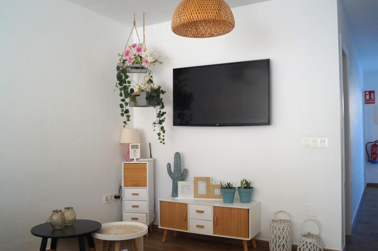 Apartamentos El Abuelo Торевьиа Экстерьер фото