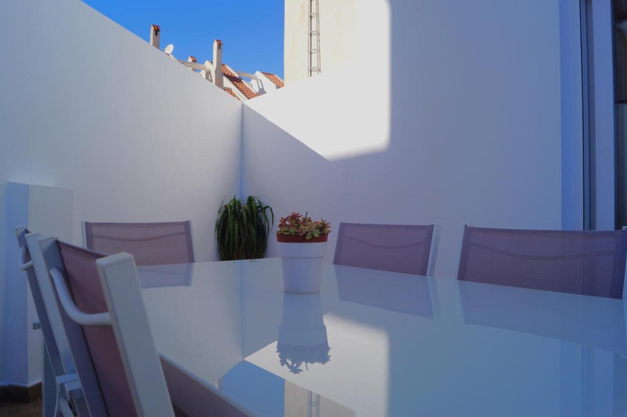 Apartamentos El Abuelo Торевьиа Экстерьер фото