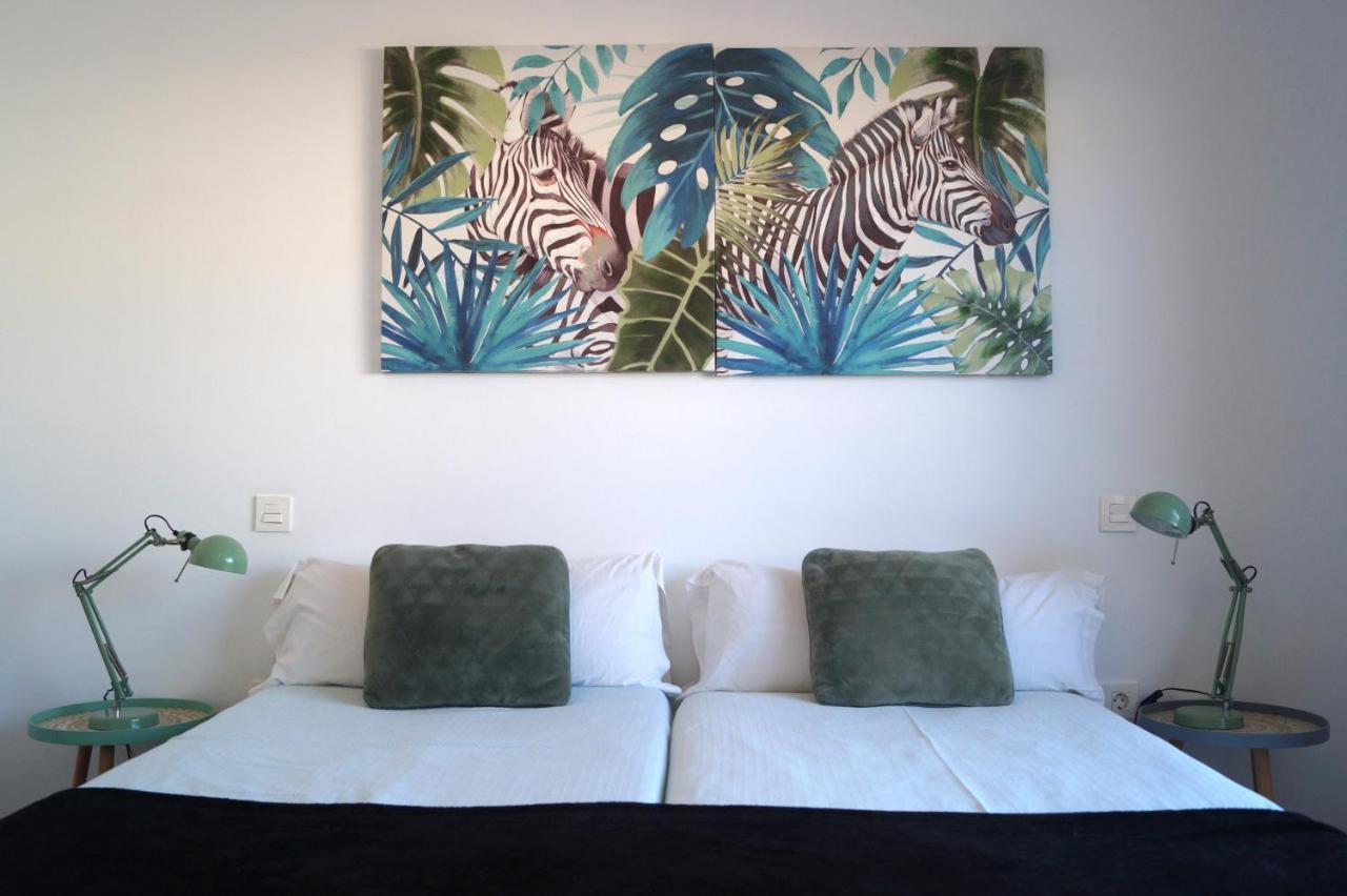 Apartamentos El Abuelo Торевьиа Экстерьер фото