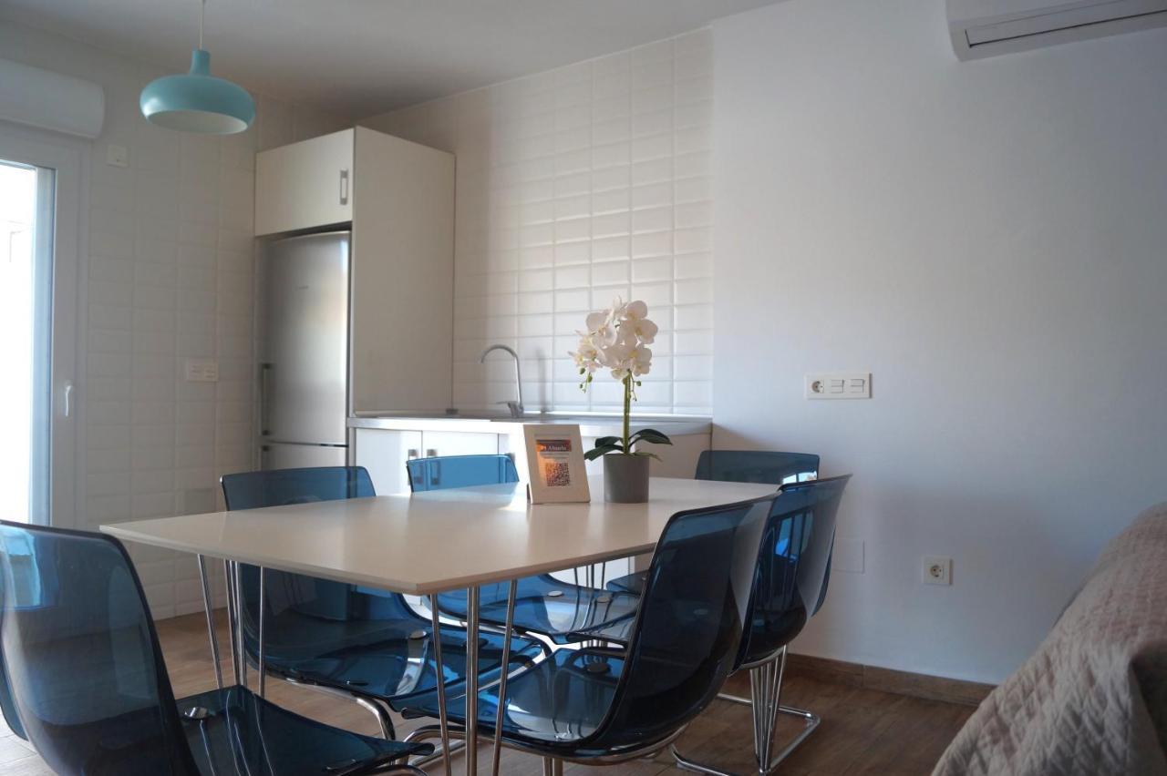 Apartamentos El Abuelo Торевьиа Экстерьер фото