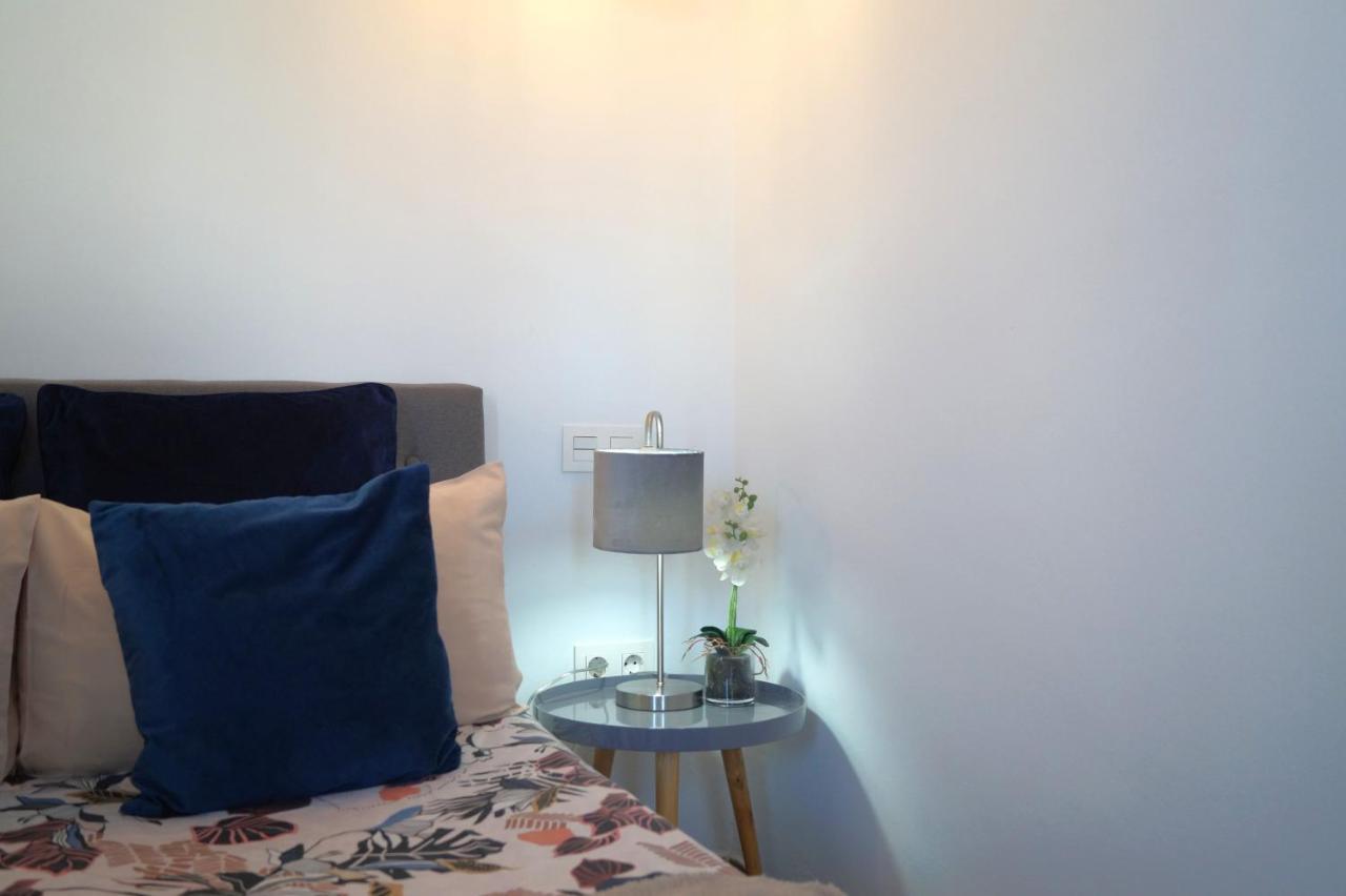 Apartamentos El Abuelo Торевьиа Экстерьер фото