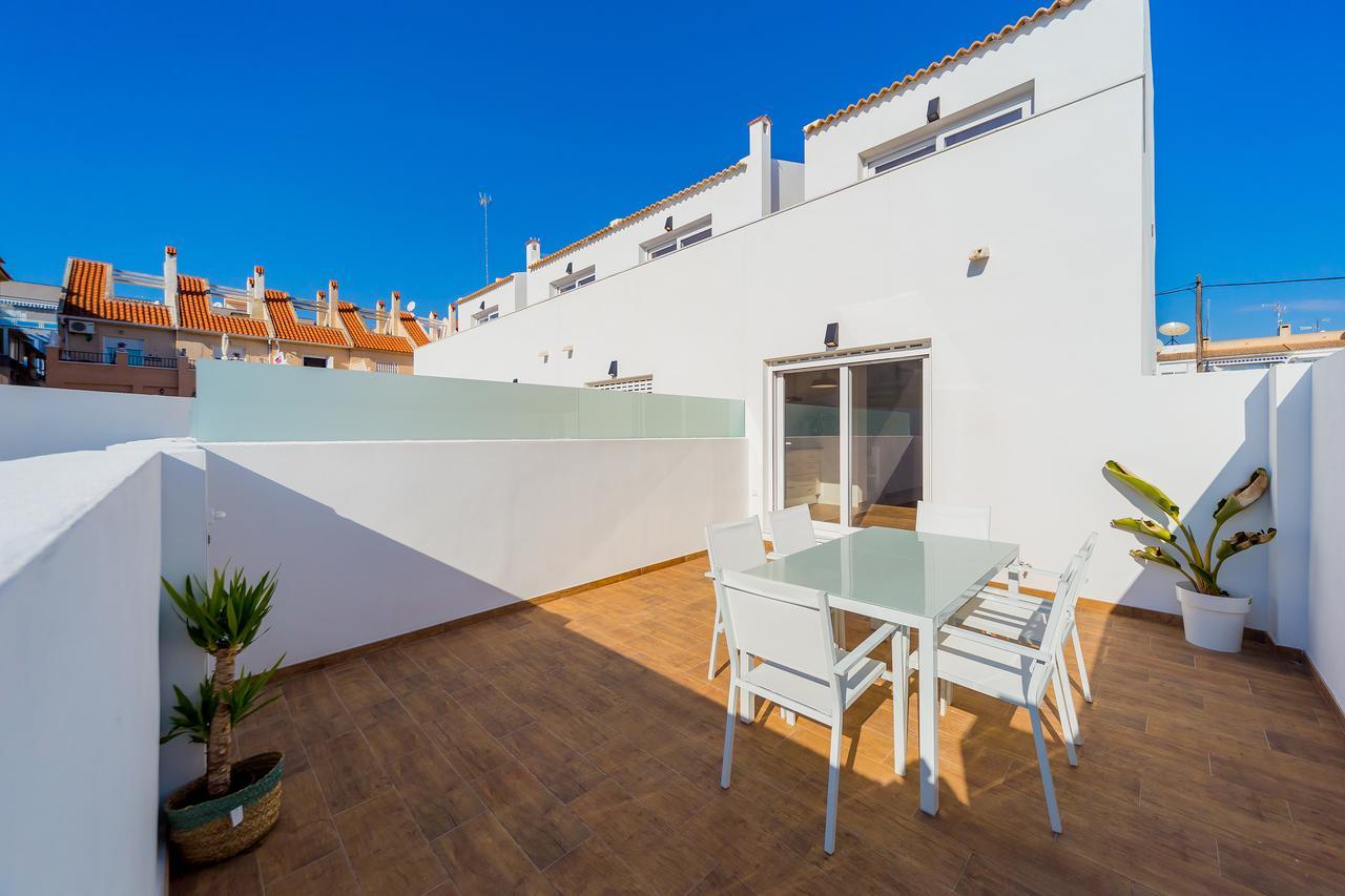 Apartamentos El Abuelo Торевьиа Экстерьер фото