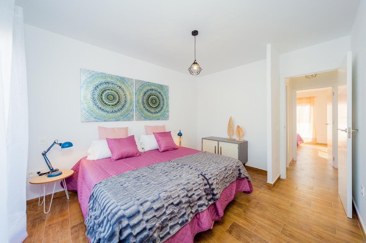 Apartamentos El Abuelo Торевьиа Экстерьер фото