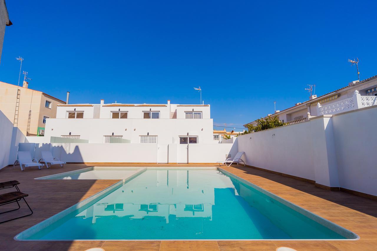 Apartamentos El Abuelo Торевьиа Экстерьер фото