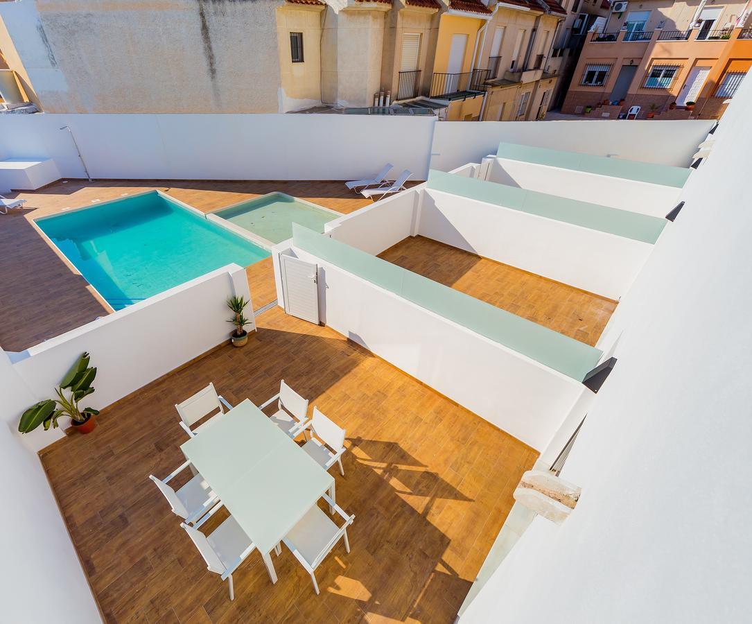 Apartamentos El Abuelo Торевьиа Экстерьер фото